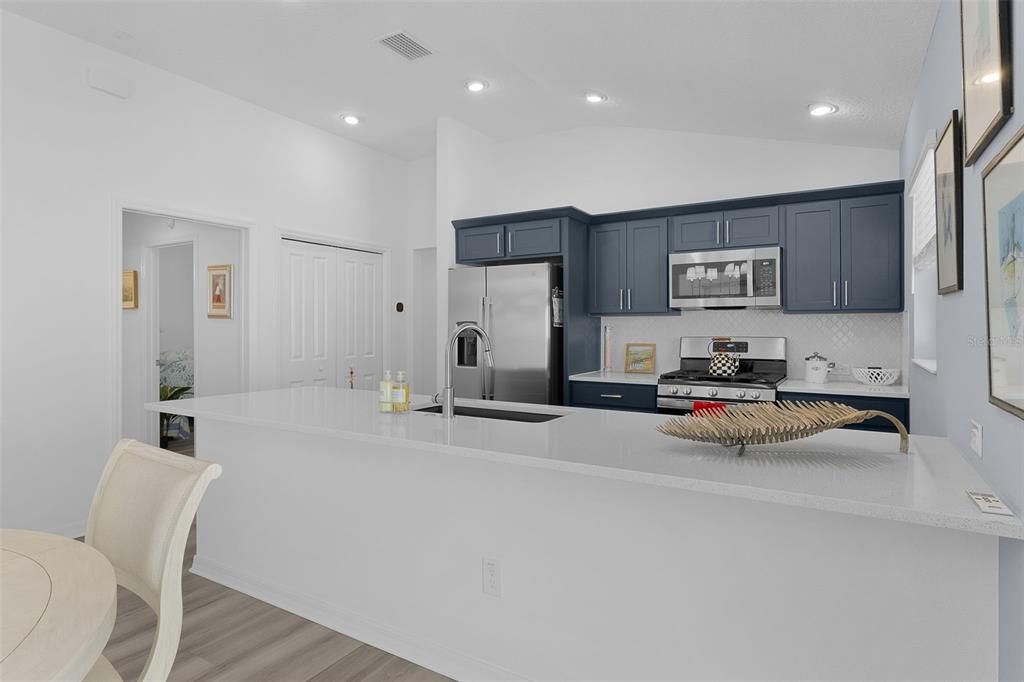 For Sale: $415,000 (3 beds, 2 baths, 1492 Square Feet)