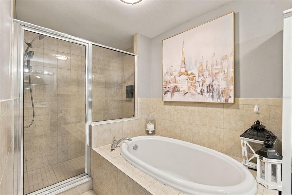 На продажу: $1,400,000 (4 спален, 2 ванн, 2932 Квадратных фут)