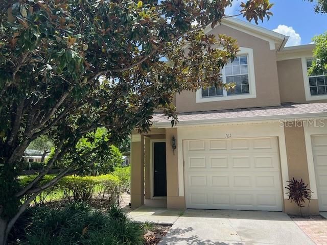 For Rent: $2,300 (3 beds, 2 baths, 1797 Square Feet)