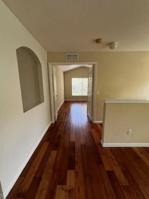 For Rent: $2,300 (3 beds, 2 baths, 1797 Square Feet)