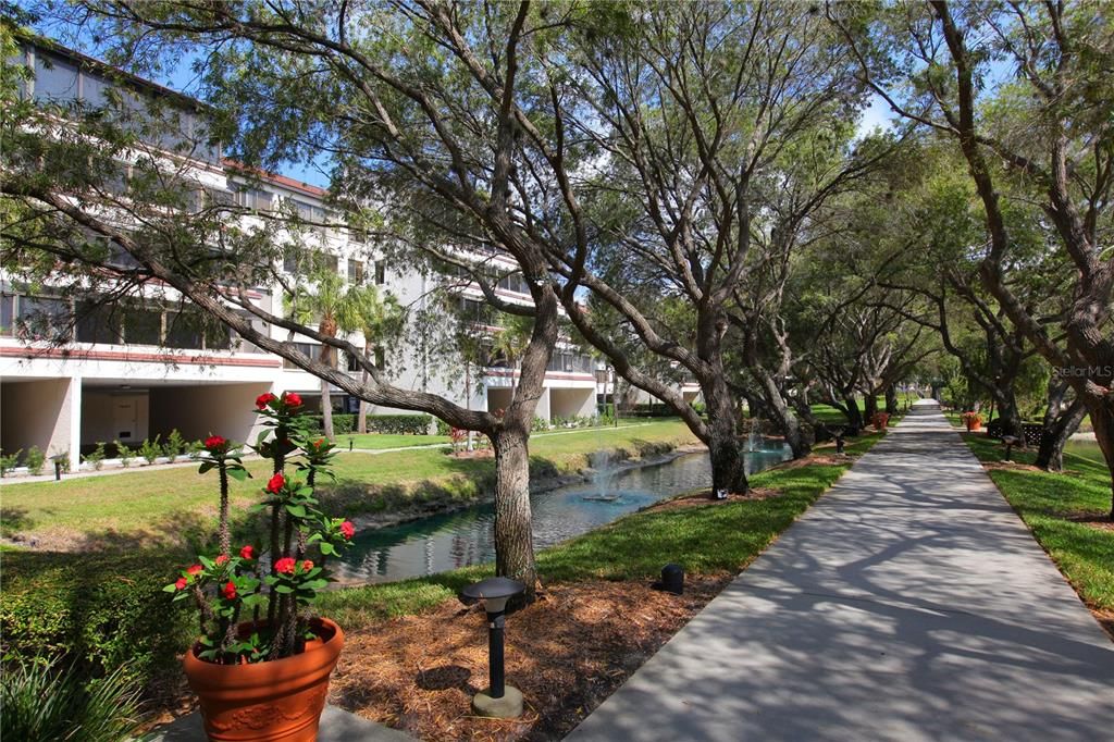 For Sale: $749,000 (2 beds, 2 baths, 1456 Square Feet)