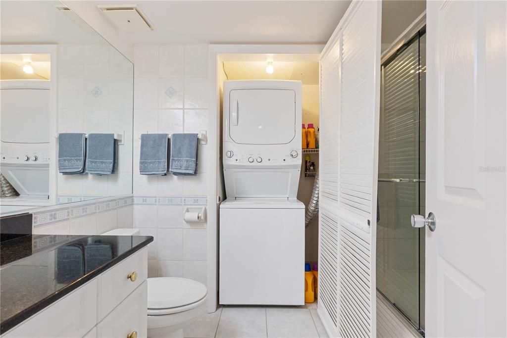 For Sale: $749,000 (2 beds, 2 baths, 1456 Square Feet)