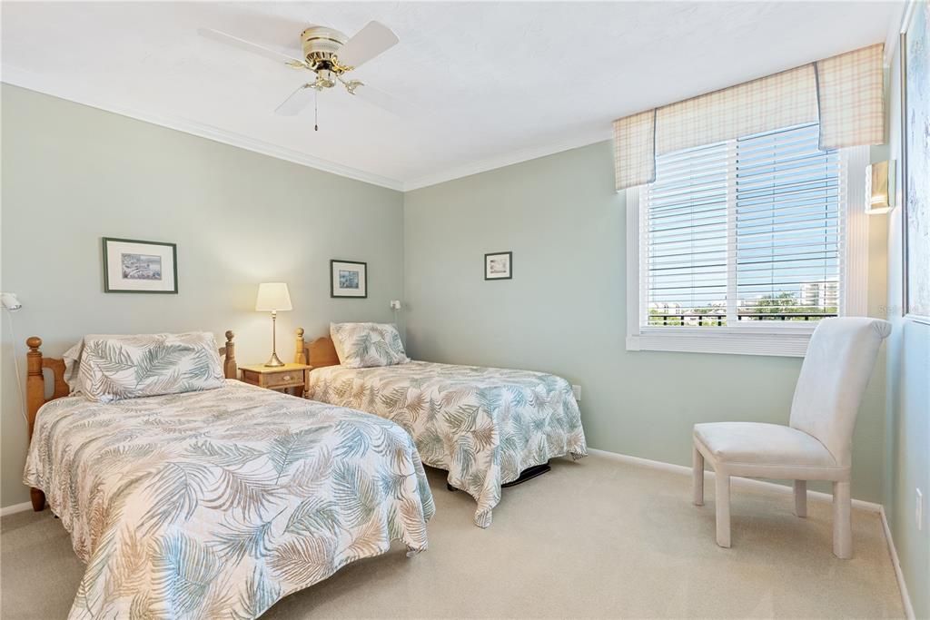 For Sale: $749,000 (2 beds, 2 baths, 1456 Square Feet)