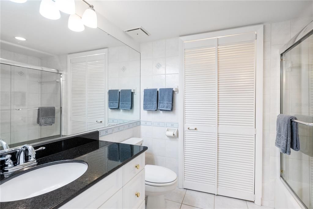 For Sale: $749,000 (2 beds, 2 baths, 1456 Square Feet)