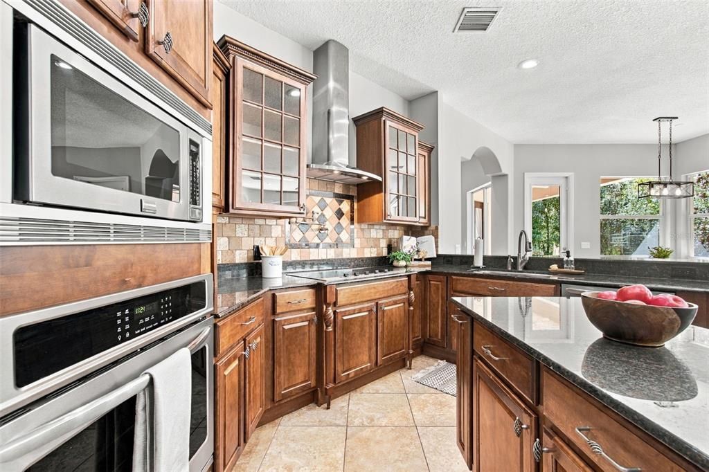 For Sale: $735,000 (4 beds, 3 baths, 3378 Square Feet)