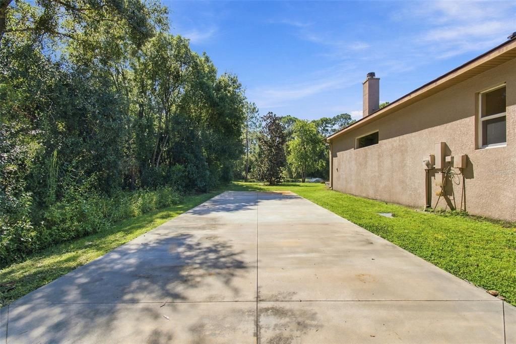 For Sale: $735,000 (4 beds, 3 baths, 3378 Square Feet)