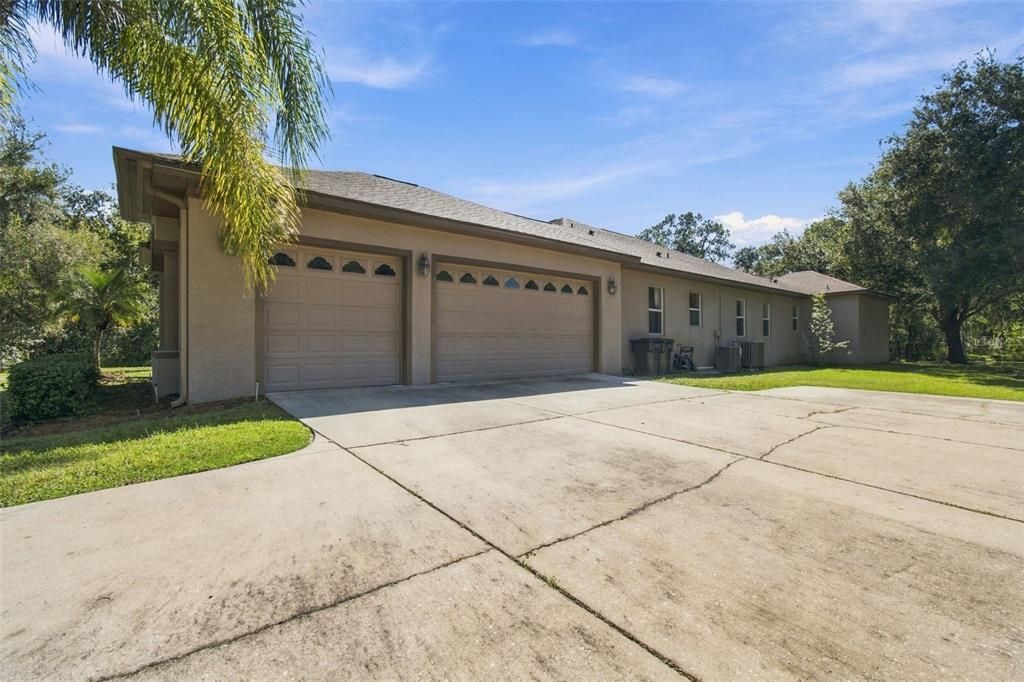 For Sale: $735,000 (4 beds, 3 baths, 3378 Square Feet)