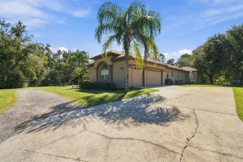 For Sale: $735,000 (4 beds, 3 baths, 3378 Square Feet)