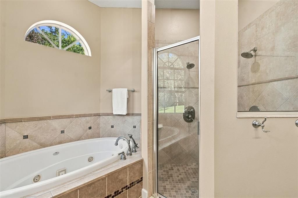 For Sale: $735,000 (4 beds, 3 baths, 3378 Square Feet)
