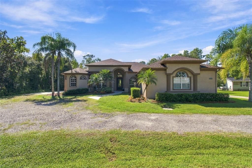 For Sale: $735,000 (4 beds, 3 baths, 3378 Square Feet)
