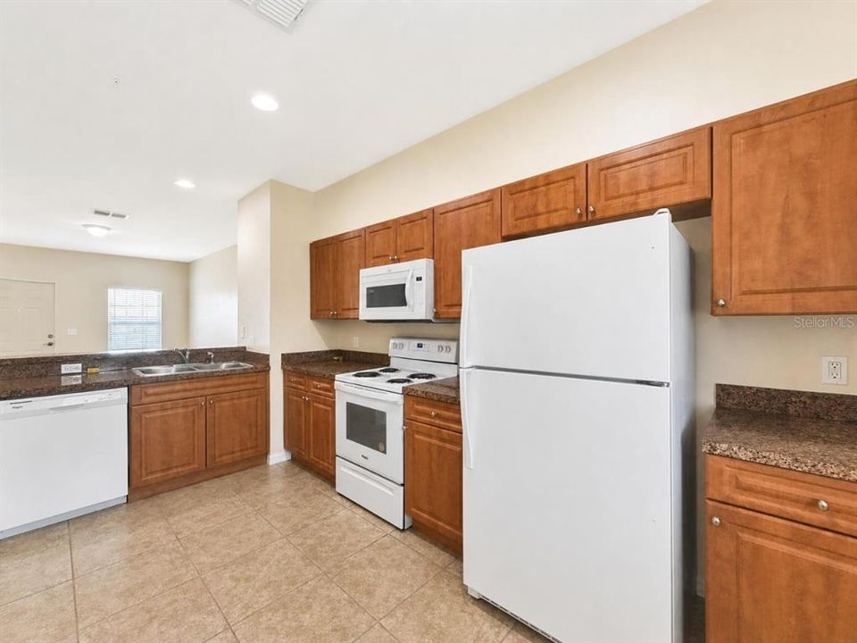 В аренду: $1,550 (3 спален, 2 ванн, 1283 Квадратных фут)