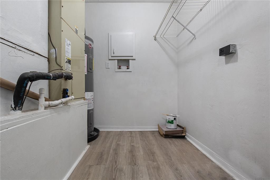 En Venta: $199,900 (4 camas, 2 baños, 1608 Pies cuadrados)
