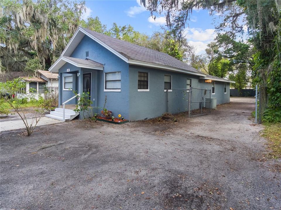 En Venta: $199,900 (4 camas, 2 baños, 1608 Pies cuadrados)