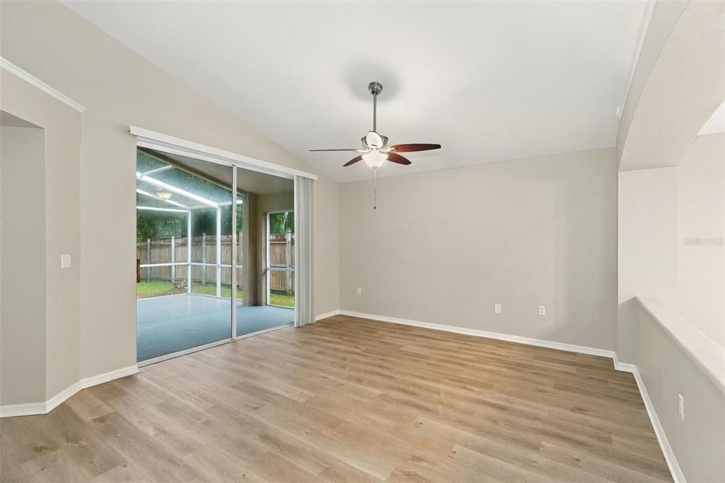 En Venta: $379,900 (3 camas, 2 baños, 1769 Pies cuadrados)