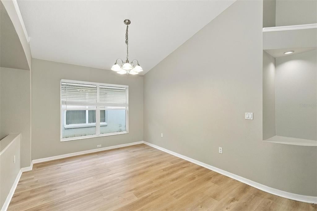 En Venta: $379,900 (3 camas, 2 baños, 1769 Pies cuadrados)