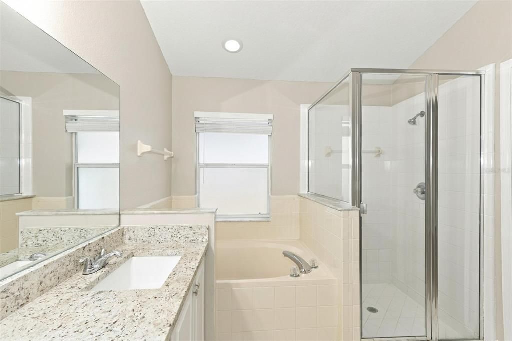 En Venta: $379,900 (3 camas, 2 baños, 1769 Pies cuadrados)