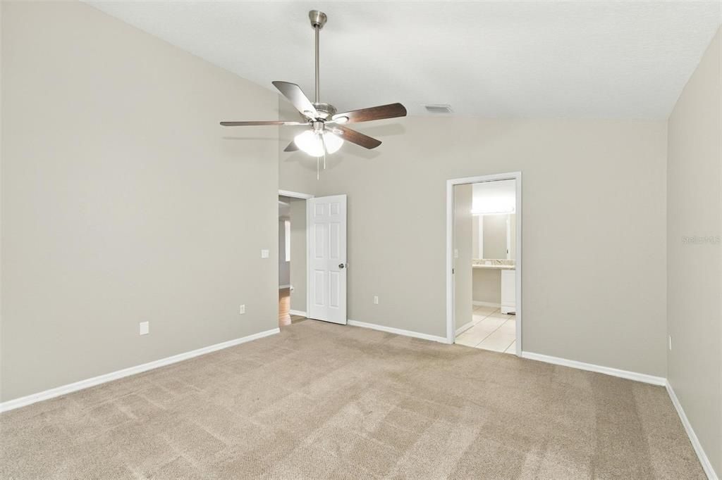 En Venta: $379,900 (3 camas, 2 baños, 1769 Pies cuadrados)