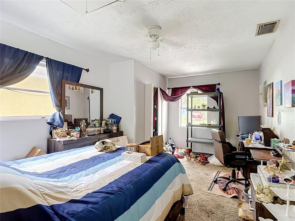 En Venta: $259,900 (3 camas, 2 baños, 1432 Pies cuadrados)