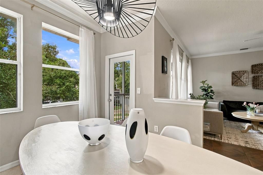 En Venta: $399,000 (2 camas, 2 baños, 1411 Pies cuadrados)