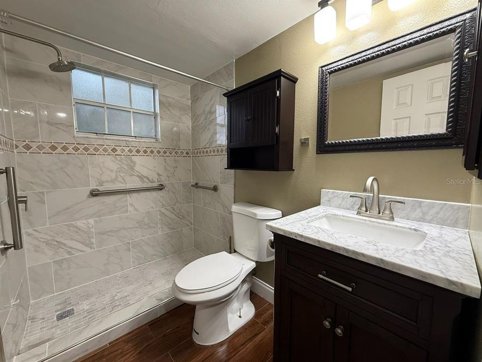 В аренду: $1,295 (2 спален, 2 ванн, 837 Квадратных фут)
