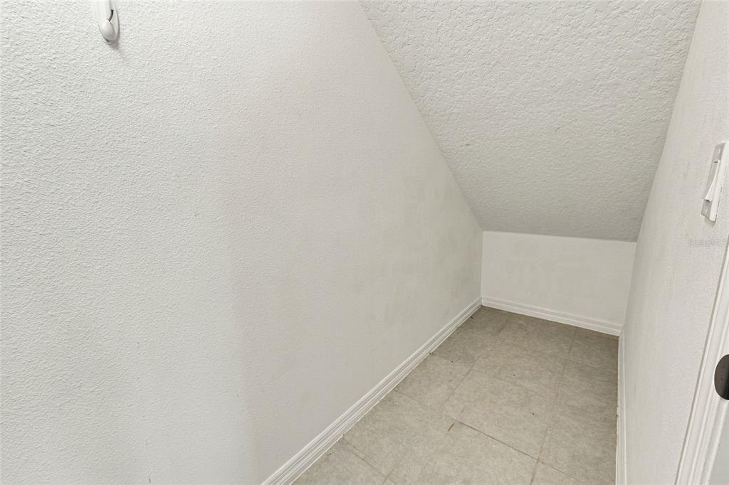 В аренду: $2,300 (3 спален, 2 ванн, 1650 Квадратных фут)