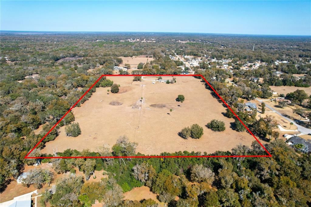待售: $2,000,000 (27.20 acres)