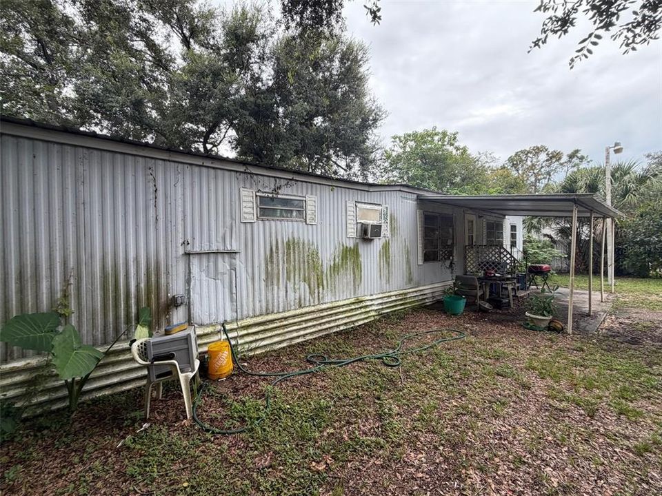For Sale: $75,000 (2 beds, 1 baths, 672 Square Feet)
