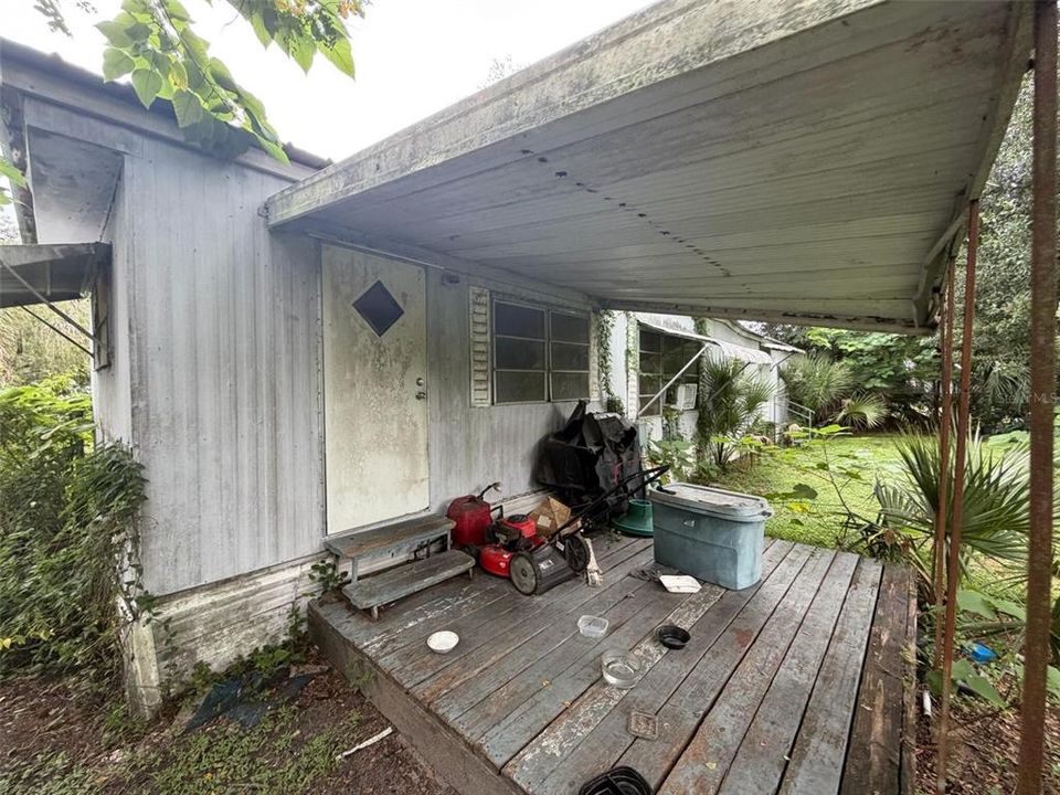 For Sale: $75,000 (2 beds, 1 baths, 672 Square Feet)