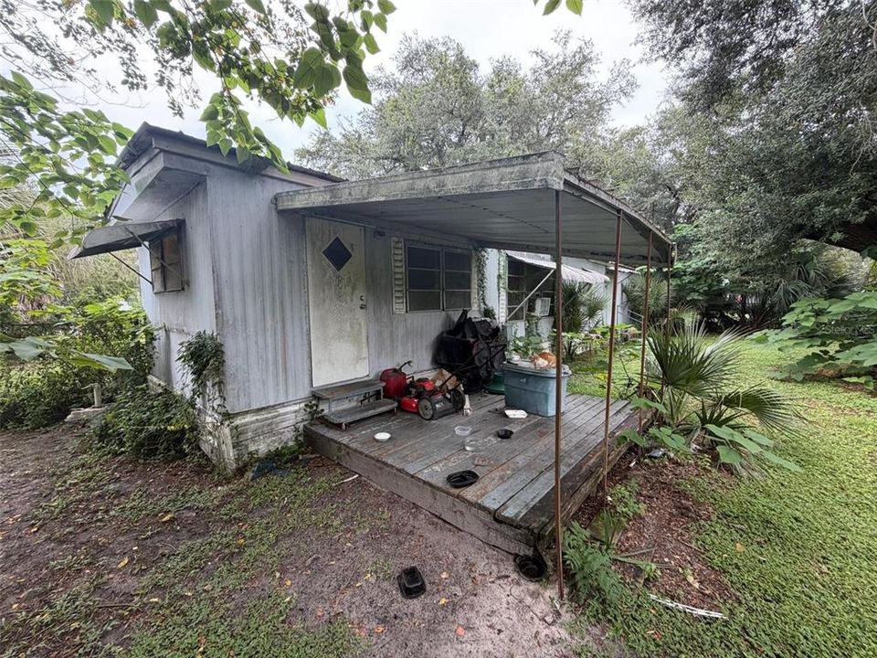 For Sale: $75,000 (2 beds, 1 baths, 672 Square Feet)