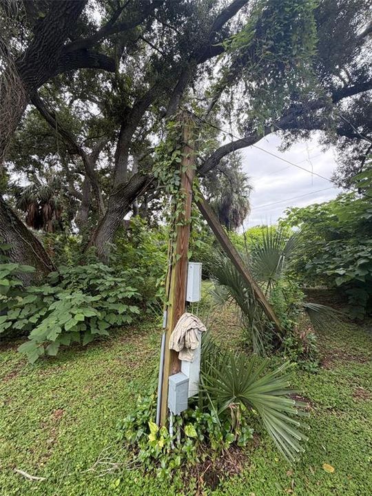 For Sale: $75,000 (2 beds, 1 baths, 672 Square Feet)