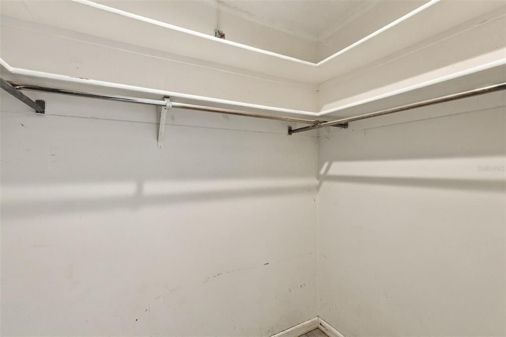 En Venta: $269,900 (3 camas, 2 baños, 1376 Pies cuadrados)