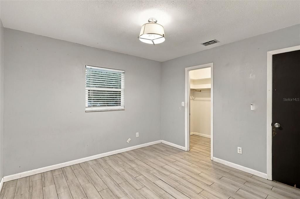 En Venta: $269,900 (3 camas, 2 baños, 1376 Pies cuadrados)