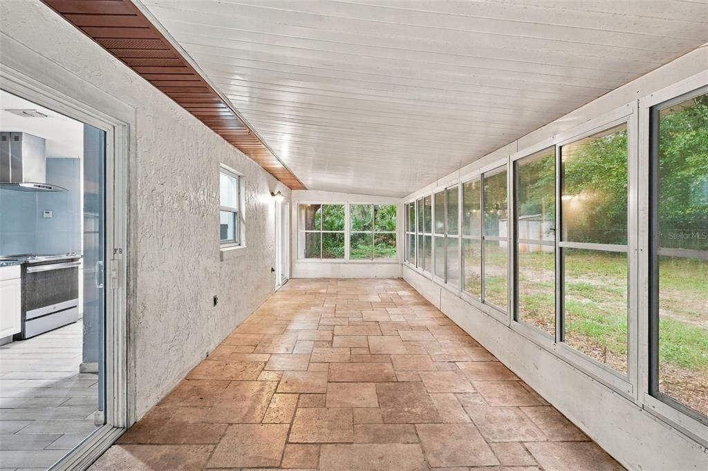 En Venta: $269,900 (3 camas, 2 baños, 1376 Pies cuadrados)