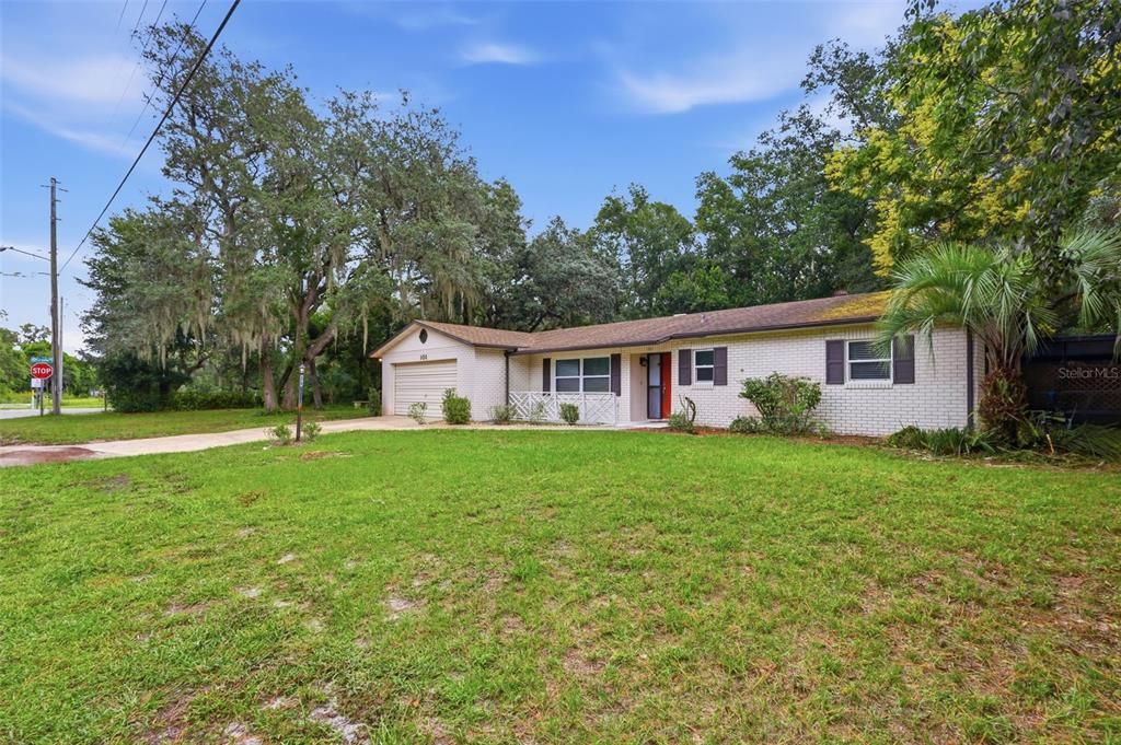 En Venta: $269,900 (3 camas, 2 baños, 1376 Pies cuadrados)