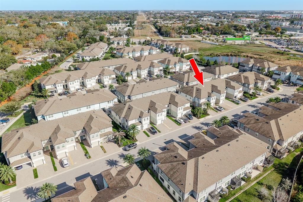 На продажу: $399,999 (3 спален, 2 ванн, 1853 Квадратных фут)