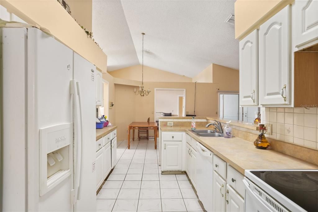 For Sale: $415,000 (4 beds, 2 baths, 2460 Square Feet)