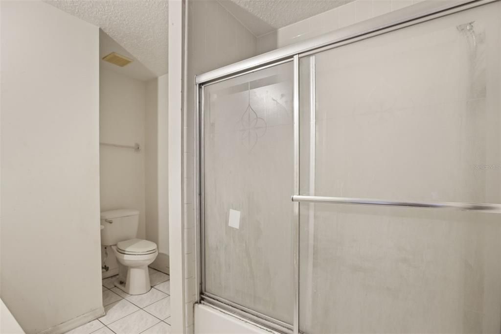 For Sale: $415,000 (4 beds, 2 baths, 2460 Square Feet)