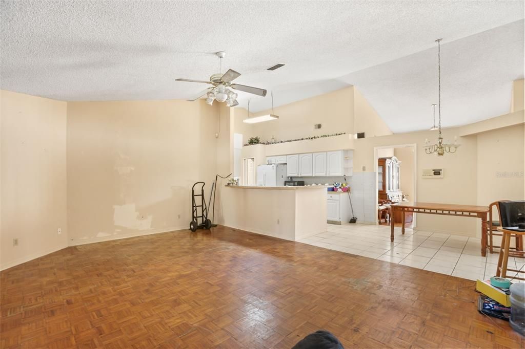 For Sale: $415,000 (4 beds, 2 baths, 2460 Square Feet)