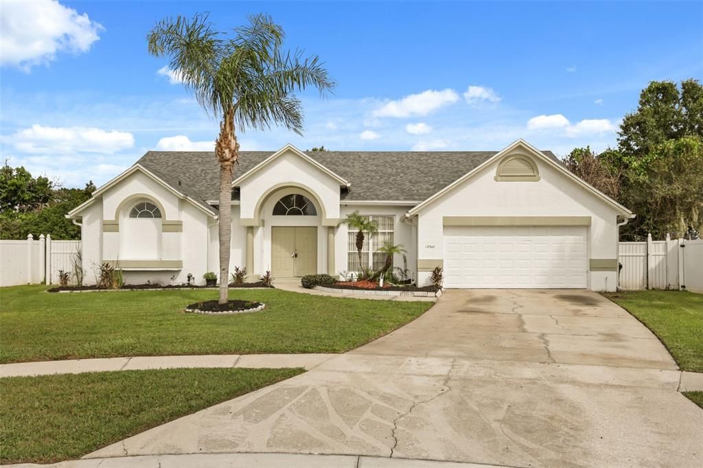 For Sale: $415,000 (4 beds, 2 baths, 2460 Square Feet)