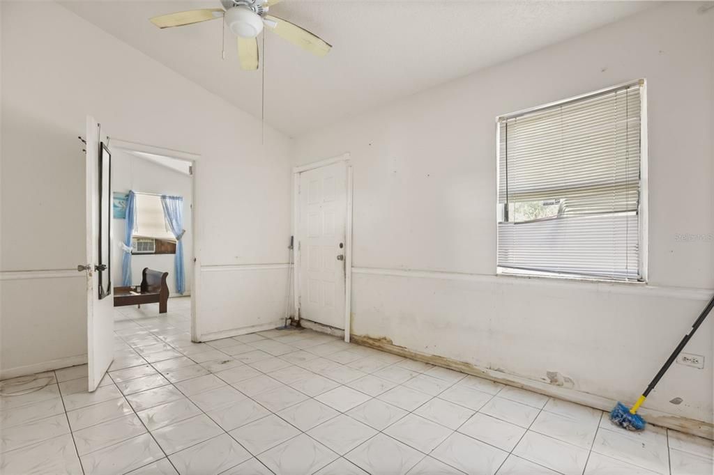 For Sale: $415,000 (4 beds, 2 baths, 2460 Square Feet)