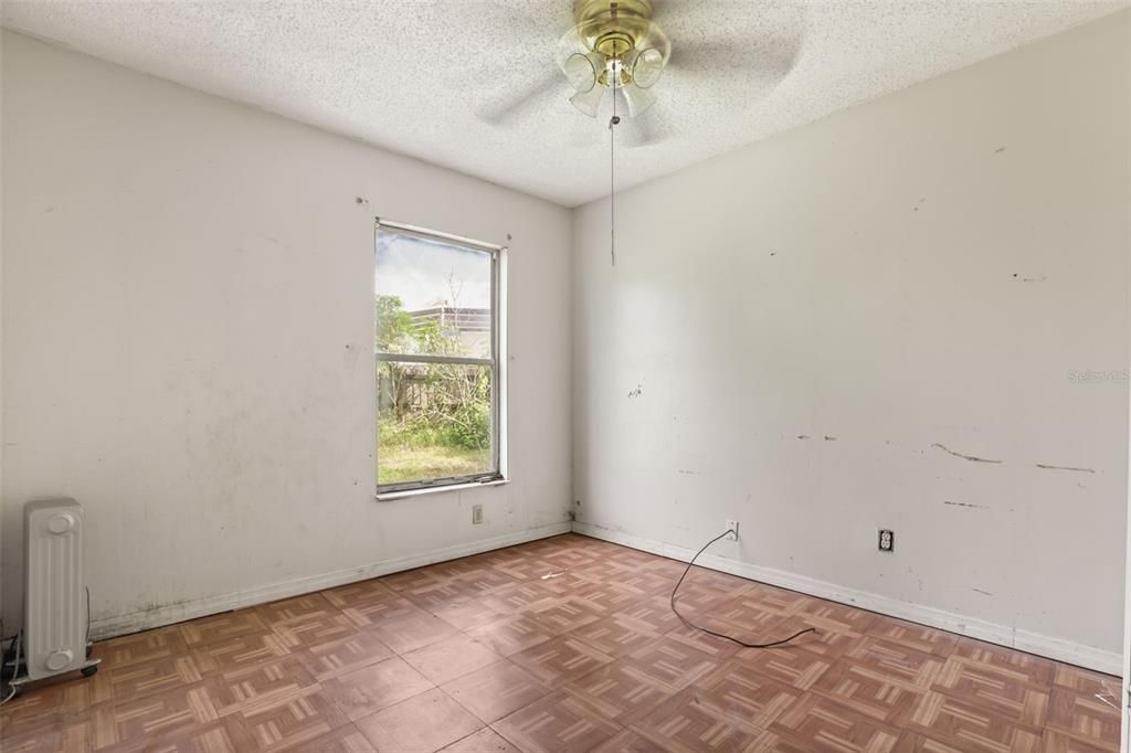 For Sale: $415,000 (4 beds, 2 baths, 2460 Square Feet)