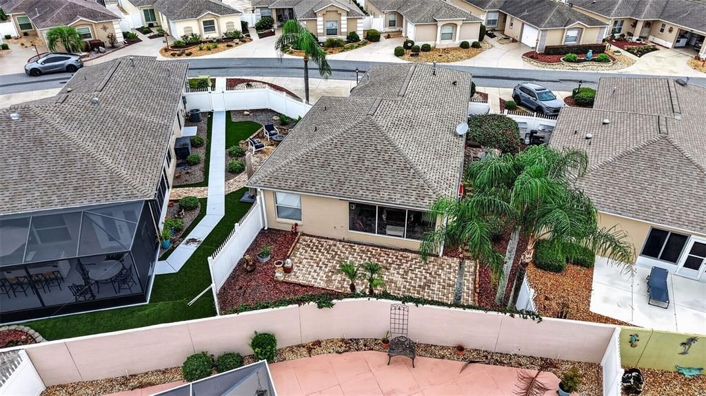 En Venta: $300,000 (2 camas, 2 baños, 1152 Pies cuadrados)