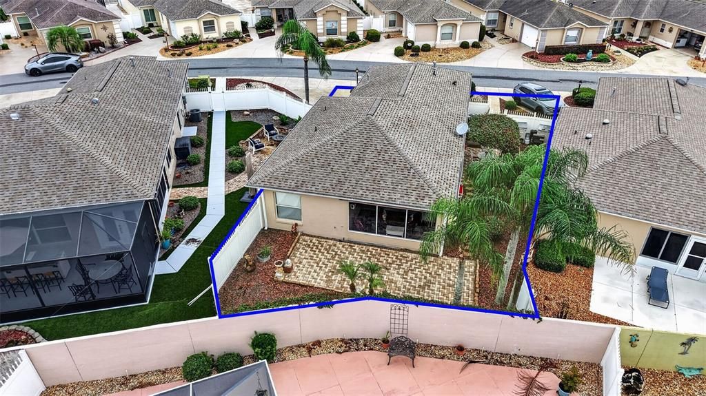 En Venta: $300,000 (2 camas, 2 baños, 1152 Pies cuadrados)
