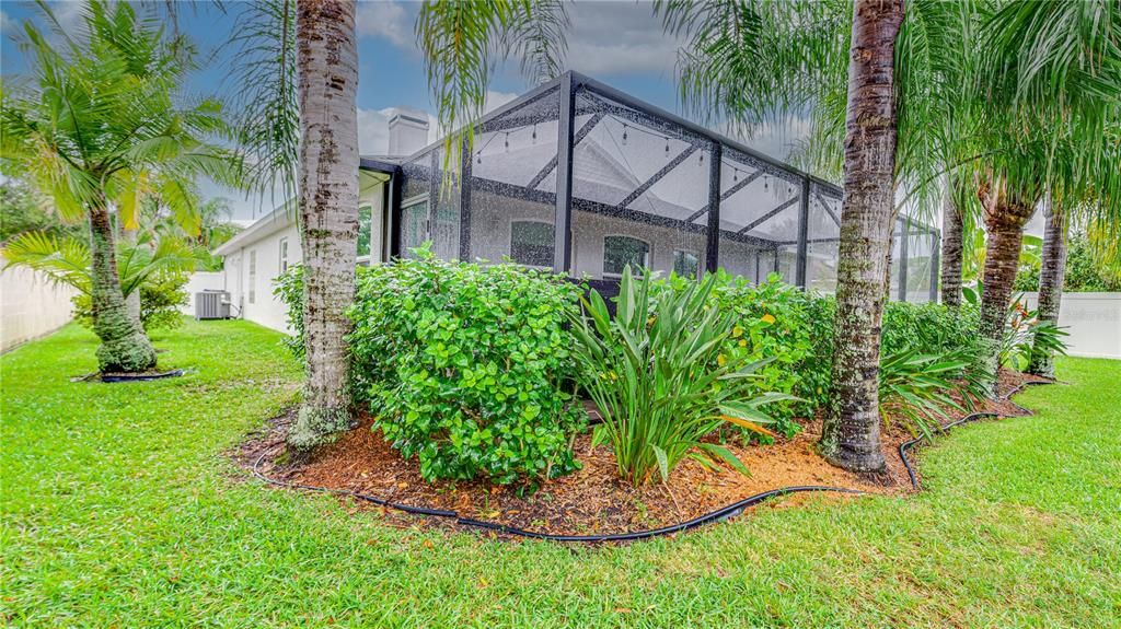 For Sale: $524,900 (4 beds, 2 baths, 1979 Square Feet)