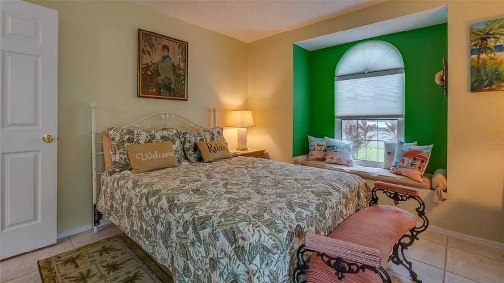 For Sale: $524,900 (4 beds, 2 baths, 1979 Square Feet)