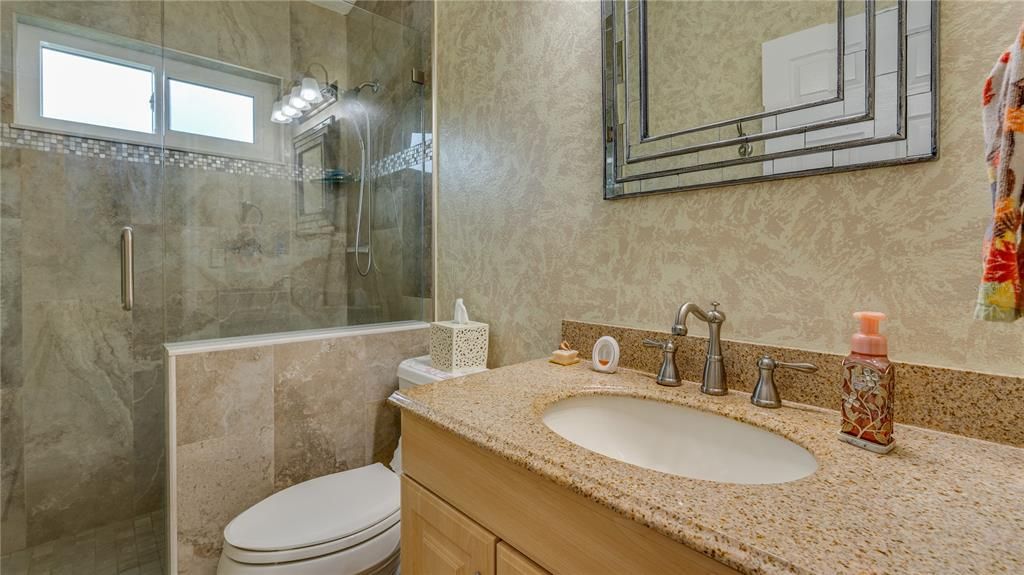 For Sale: $524,900 (4 beds, 2 baths, 1979 Square Feet)