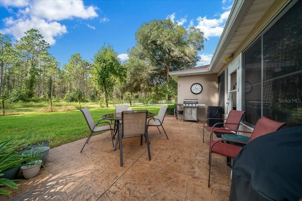 For Sale: $319,000 (3 beds, 2 baths, 2393 Square Feet)