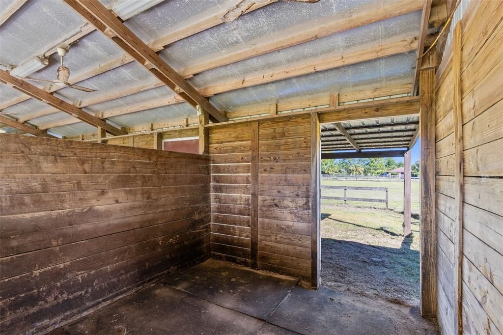 На продажу: $915,000 (3 спален, 2 ванн, 1977 Квадратных фут)