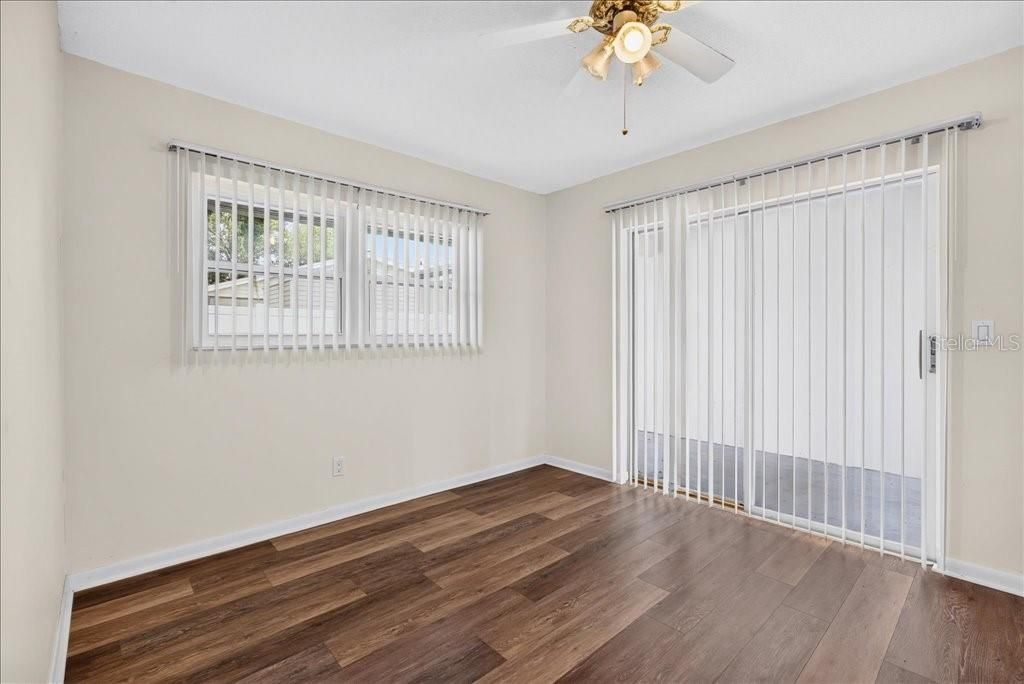 На продажу: $375,000 (3 спален, 2 ванн, 1534 Квадратных фут)