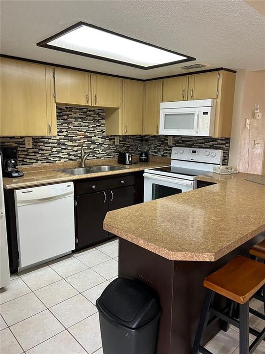 For Rent: $1,455 (2 beds, 2 baths, 1100 Square Feet)